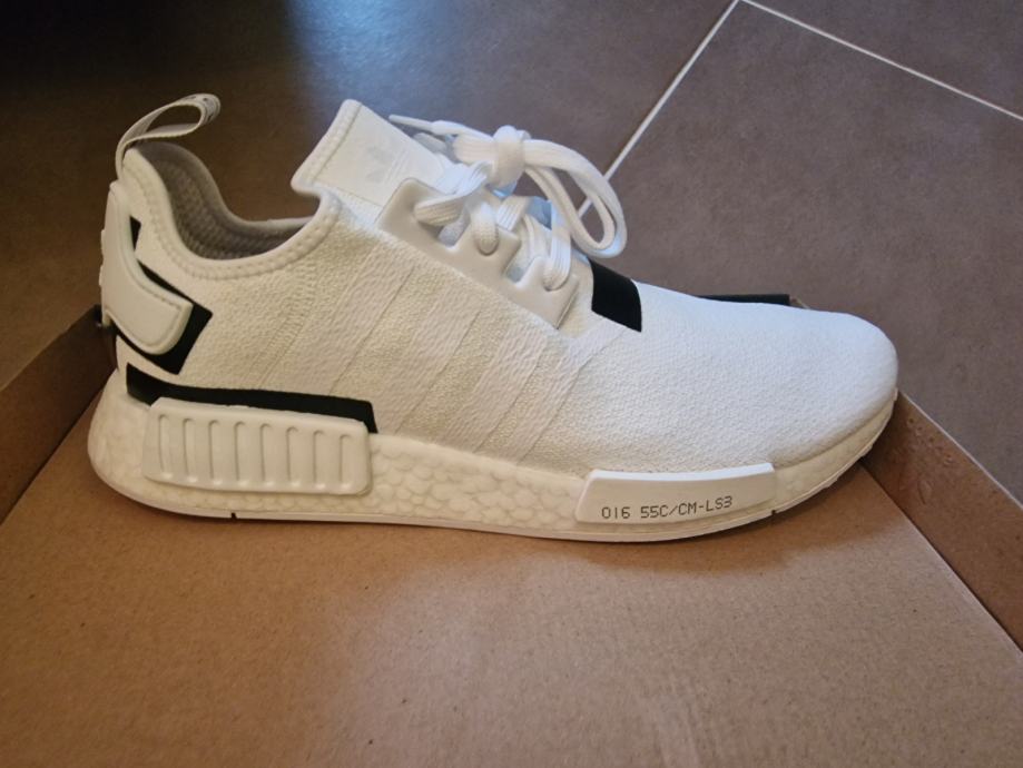 Adidas NMD R1 nove 45 ⅓