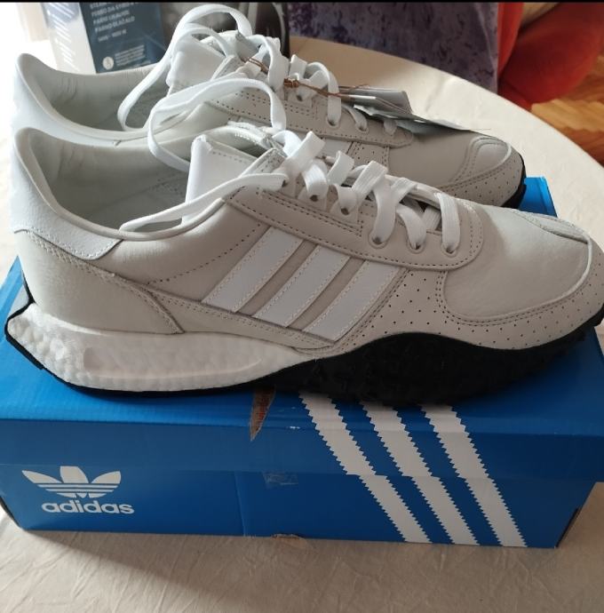 Adidas športni copati