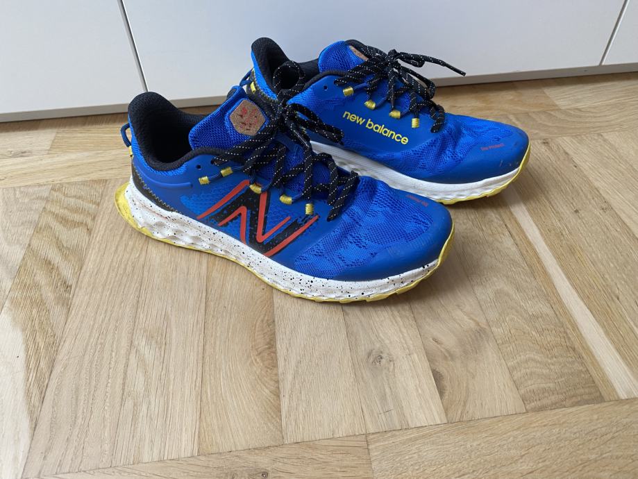 Moške superge New Balance Fresh Foam Garoe MTGARORY EU 43