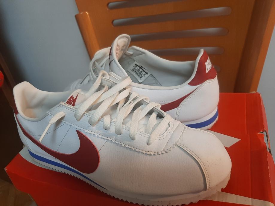 Nike št.46