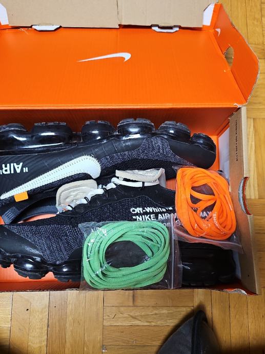 NIKE VAPORMAX OFF WHITE