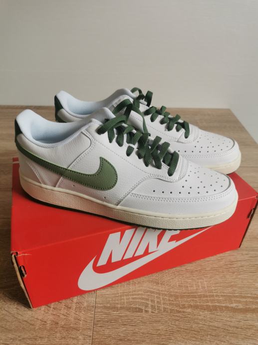 NOVE Superge NIKE Court Vision low (št. 44) - Nikoli nošene