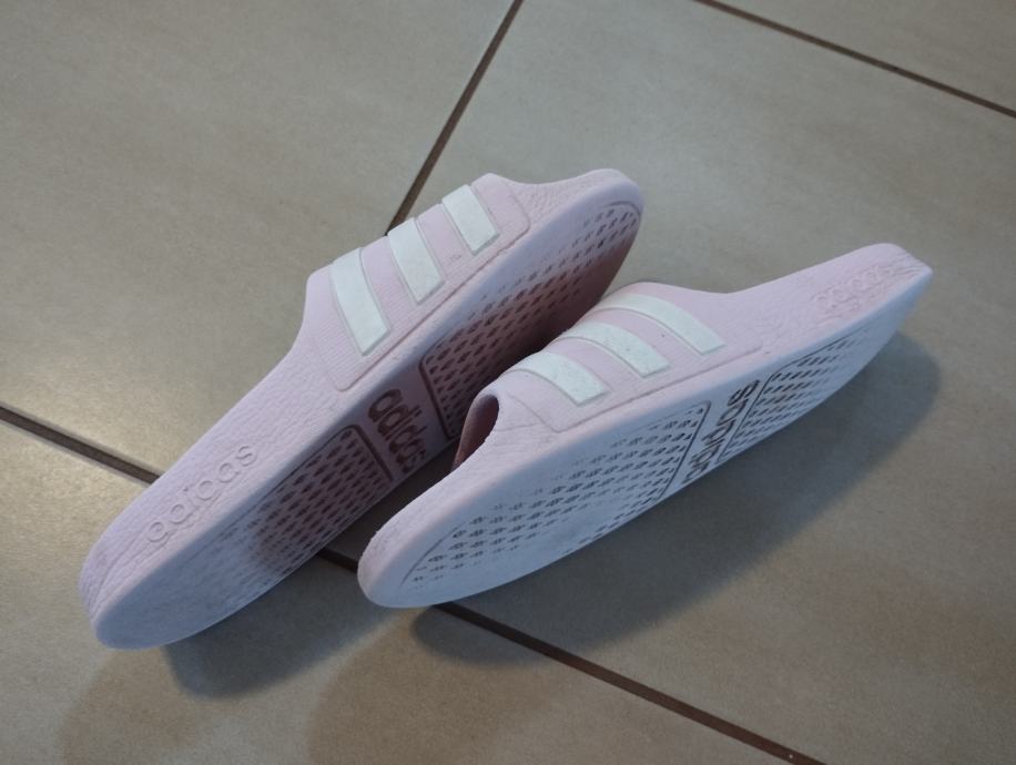 Adidas 34