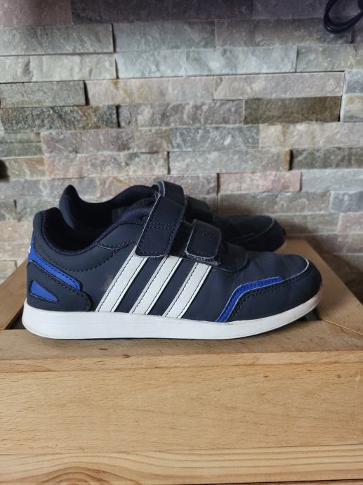 Adidas superge/teniske 33