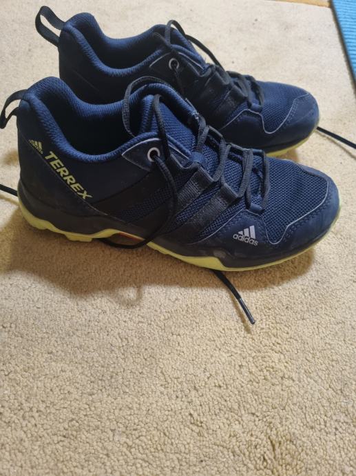 Adidas terrex številka 34