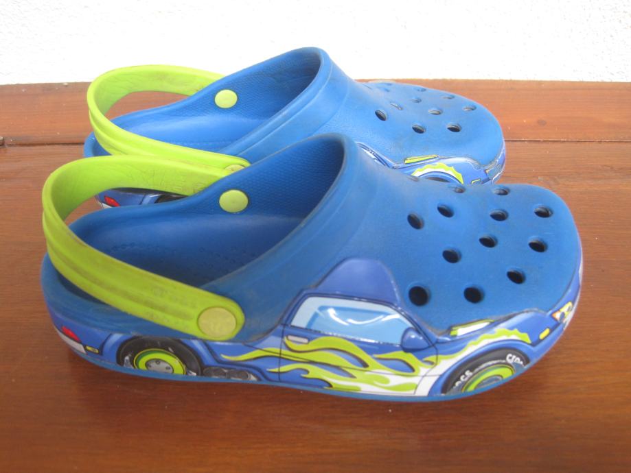 Crocs C13