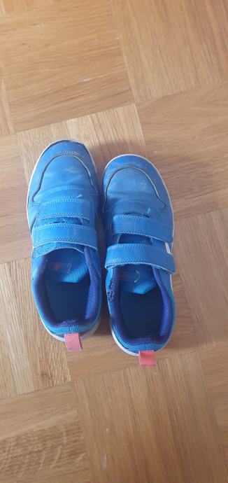 Fantovske SUPERGE ADIDAS ŠT. 34