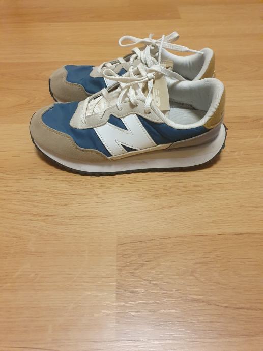 New Balance št. 36