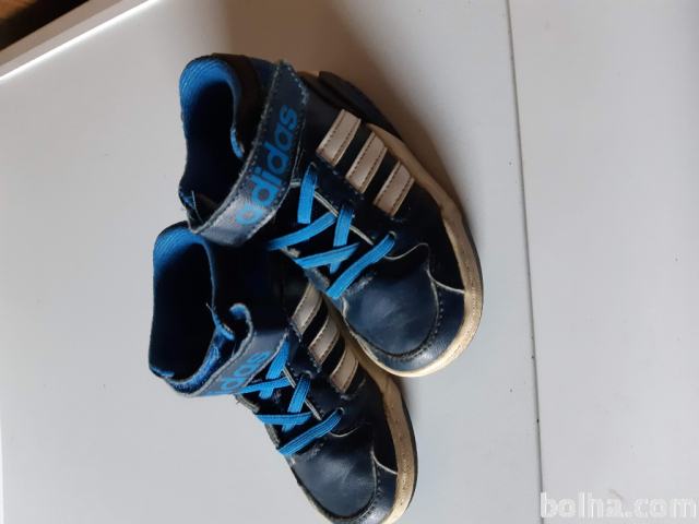 Otroški športni copati Adidas