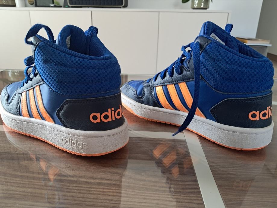 Otroške visoke superge Adidas št. 36