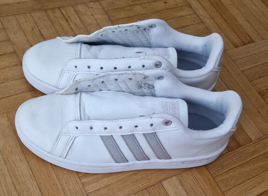 Adidas superge 39 1/3 brez vezalk