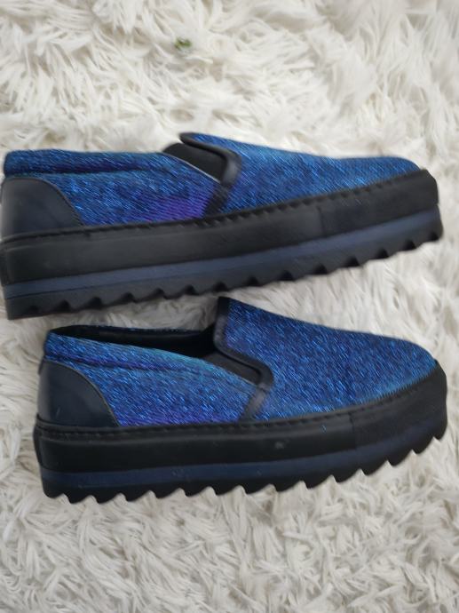 Modni čevlji Slip On