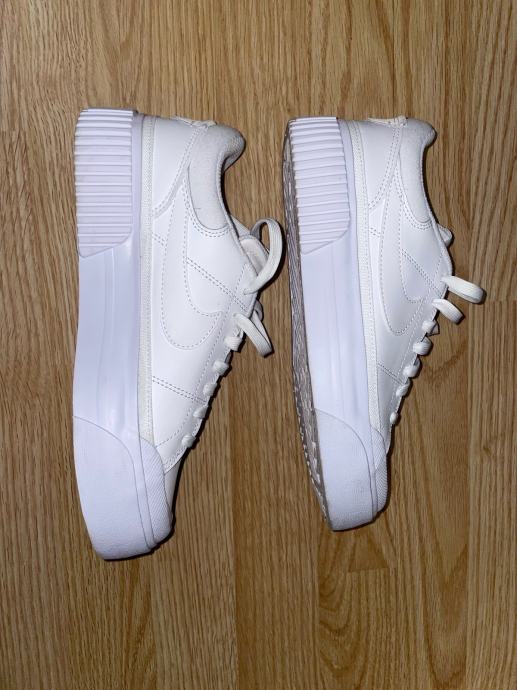 Nike Court Legacy Lift superge št. 39