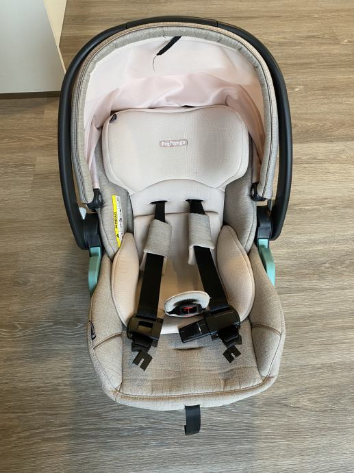 Lupinica Peg Perego Lounge + baza isofix