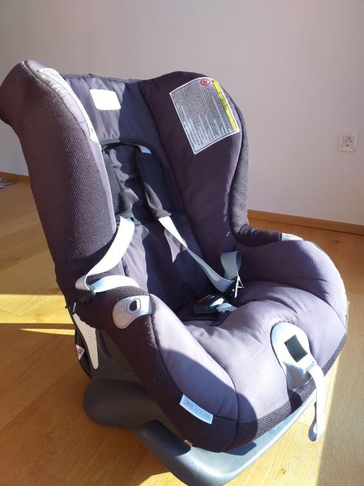 Установка кресла britax romer first class