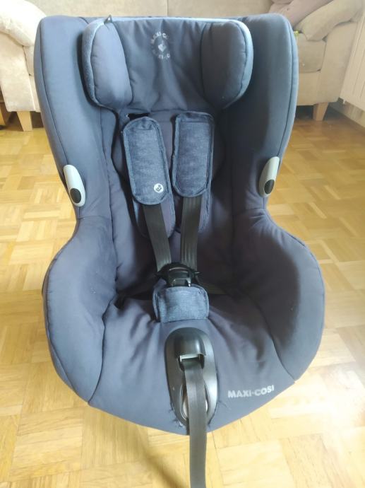 Maxi Cosi Axiss 360