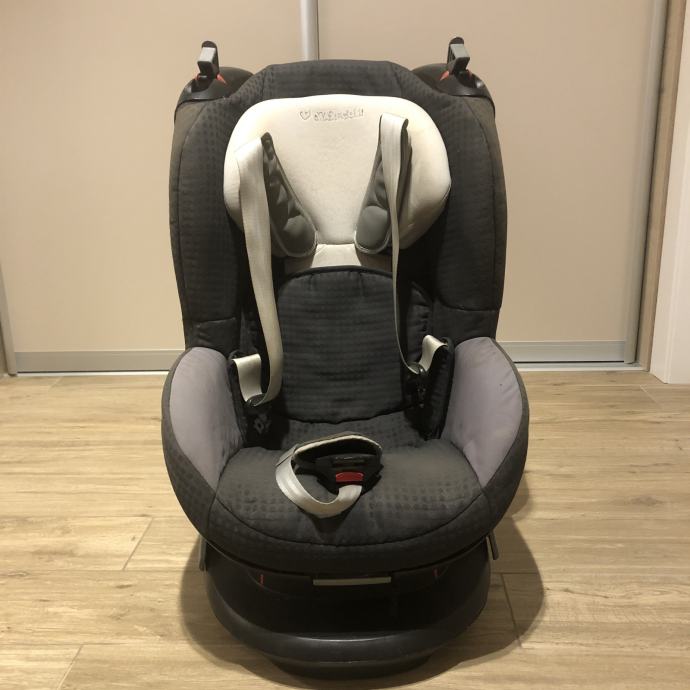 Детское кресло maxi cosi 9 18