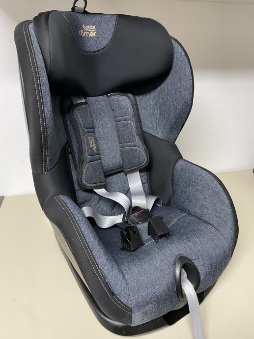 Avtosedež Britax Romer TRIFIX 2 i-Size 76-105cm (Isofix)