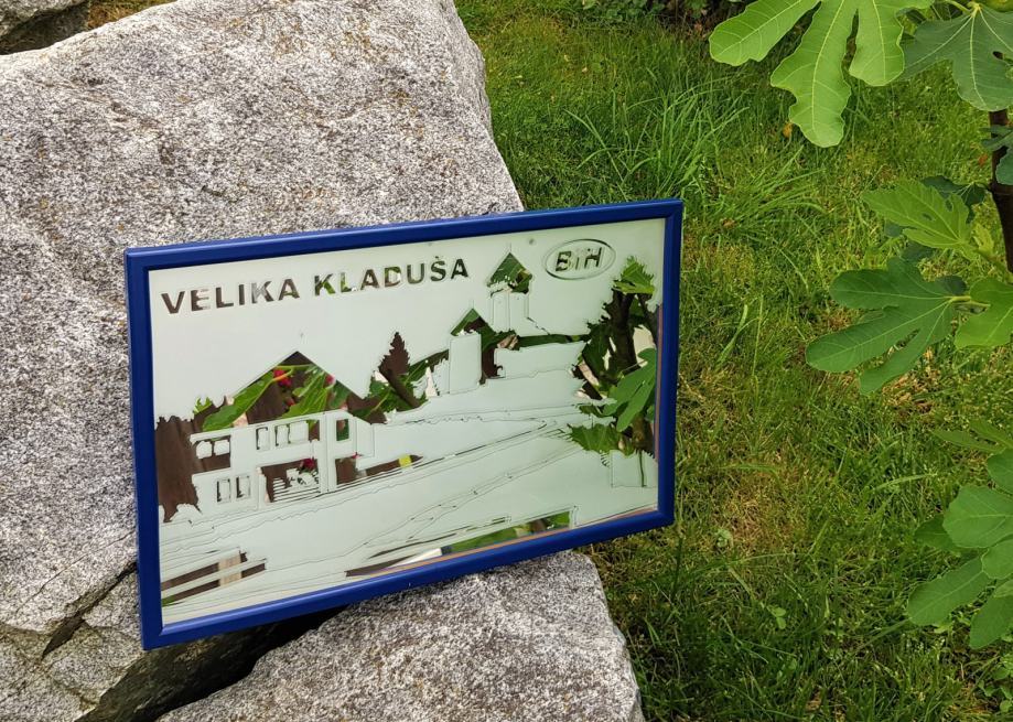 Ogledalo VELIKA KLADUŠA Bosna in Hercegovina jedkano zrcalo okvir 42cm