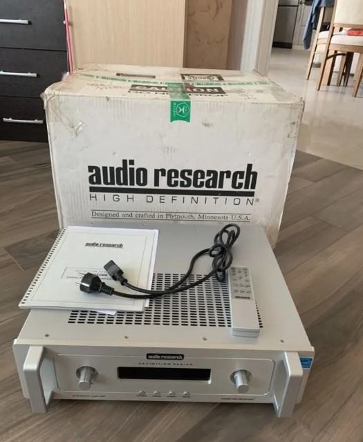 Audio-Research DSI 200