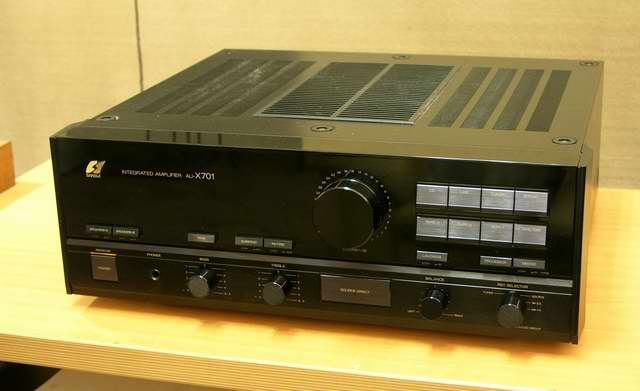 Ojačevalec SANSUI AU-X701 Alpha