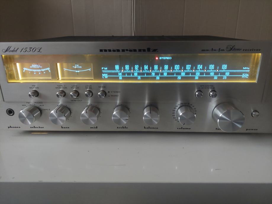 Marantz 1530L vintage receiver