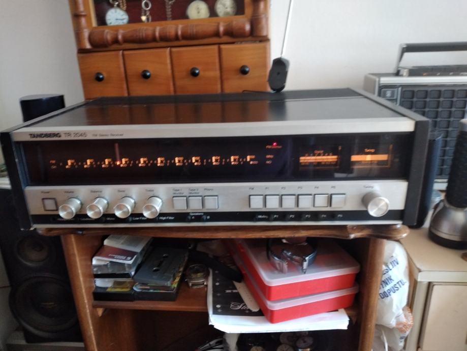 receiver tandbrg model 2045