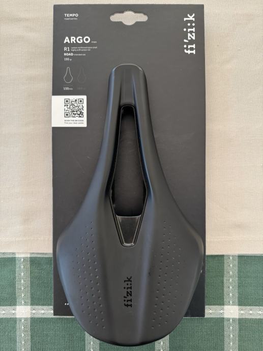 Sedež Fizik Tempo Argo R1