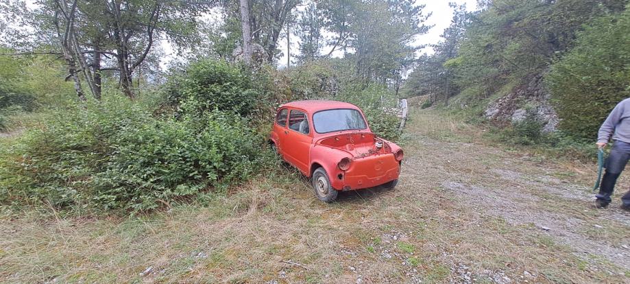 FIČO Zastava 750  po delih deli razno