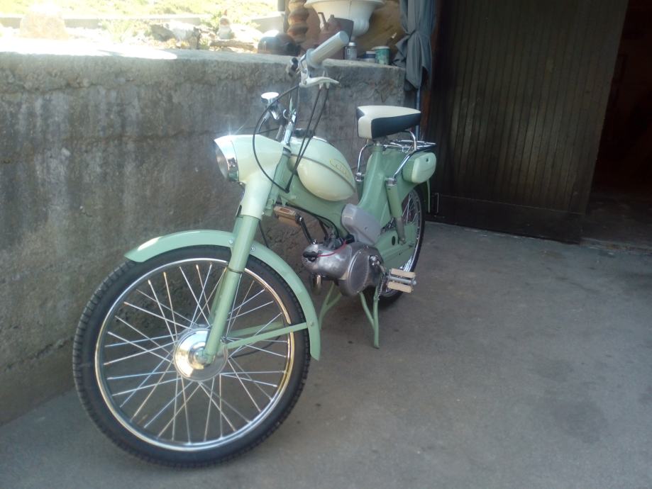 Moped aos3