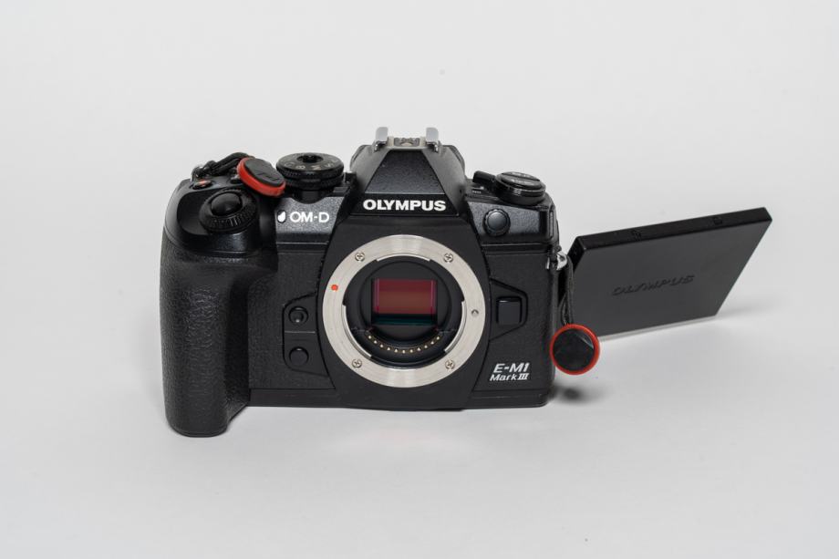 Olympus OM-D E-M1 Mark III