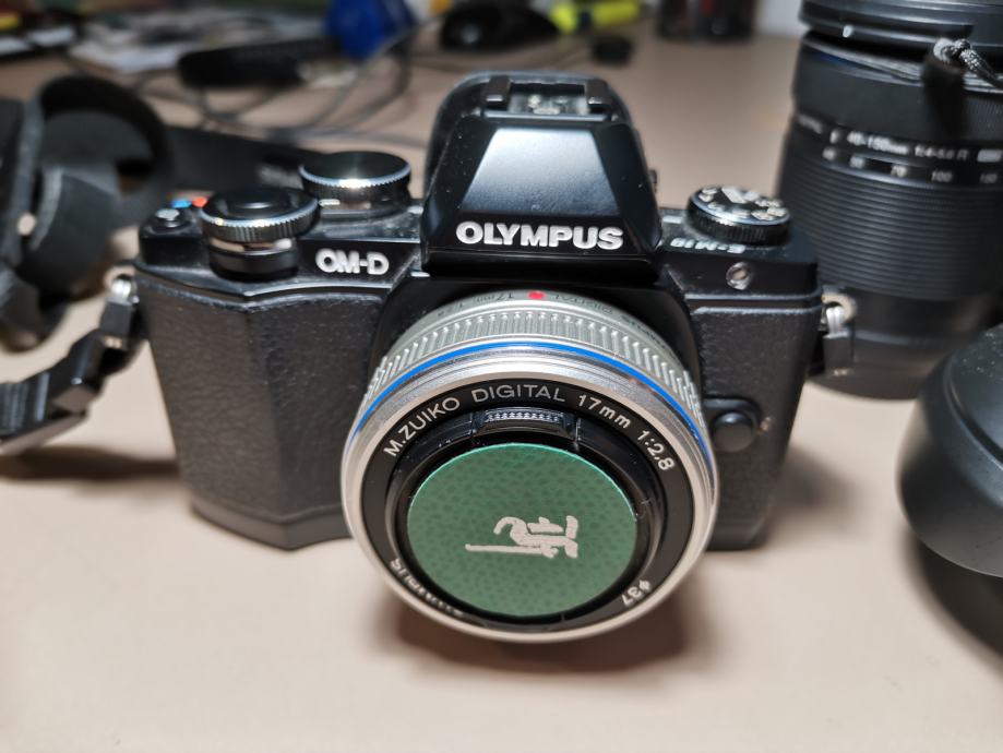 Olympus om-d m10 mark i + 14-42 iir + 40 -150 4-5.6 + 17 2.8