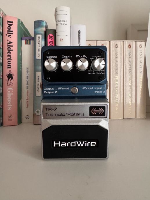 DigiTech Hardwire TR-7 Tremolo/Rotary