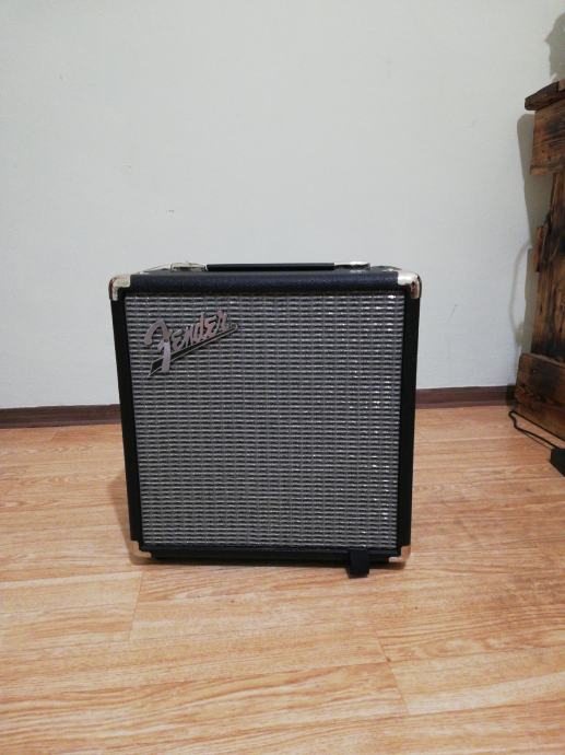 Fender Rumble 15 V3