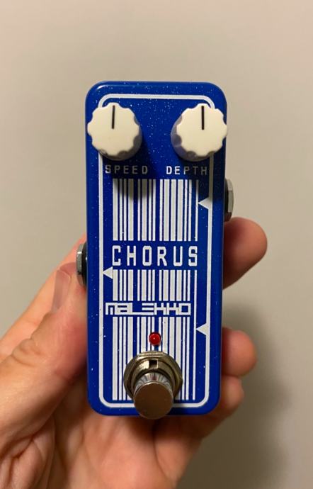 Malekko Omicron Chorus pedal efekt