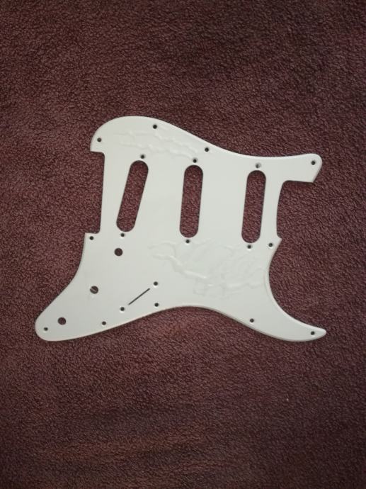 Pickguard za stratocaster