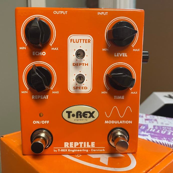 T-Rex Reptile delay echo efekt pedal - MENJAM!