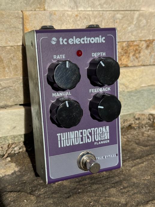 tc electronic Thunderstorm Flanger efekt pedal za kitaro