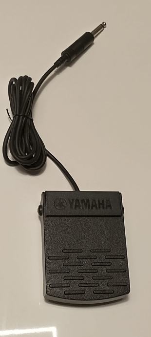 Yamaha sustain pedalo sintesajzer, elektronski klavir ali klaviatura