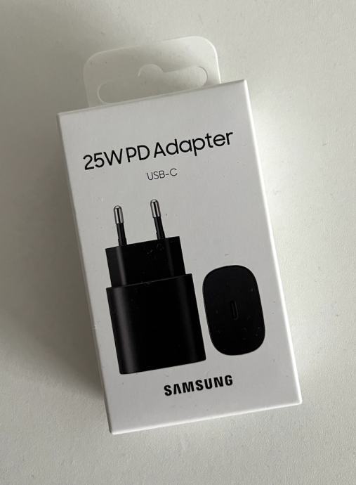 Polnilec Samsung 220V fast charge adapter 25w