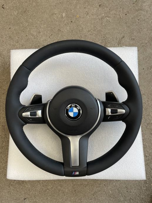 BMW F30 F32 F36 F20 F22 F31 F21 F25 F15 M športni volan z VIBRO