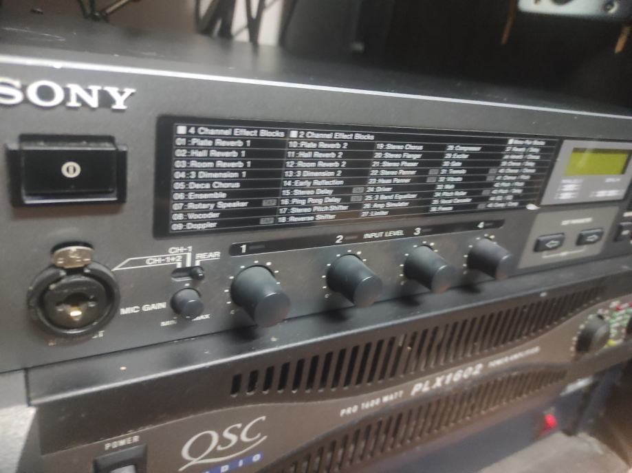 MULTI EFFECT PROCESSOR SONY DSP - V55M