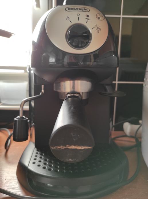 Espresso aparat DeLonghi