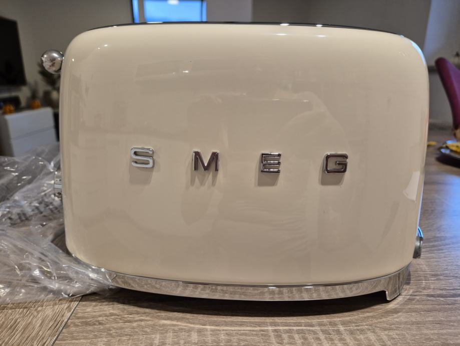 Opekač SMEG