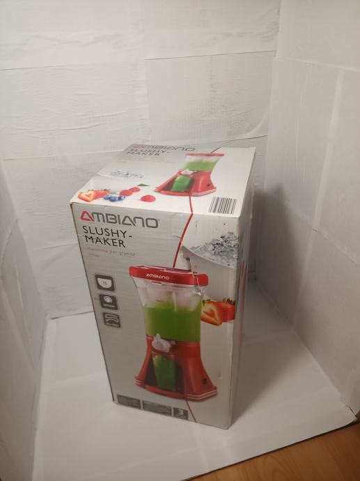 Slushy maker