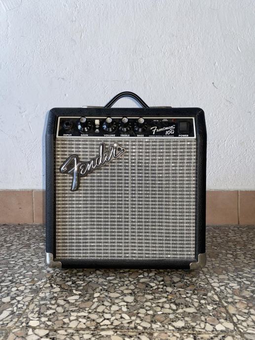 Fender Frontman 10G ojačevalec