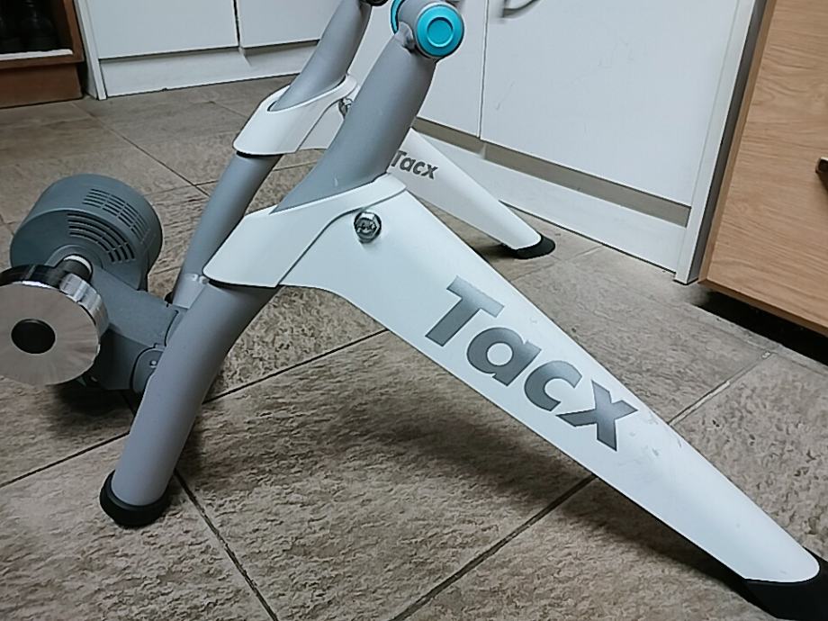 tacx flow smart wiggle