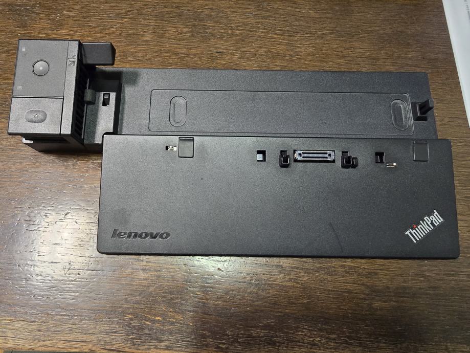 Lenovo ThinkPad Pro Dock 40A1 (priklopna postaja)