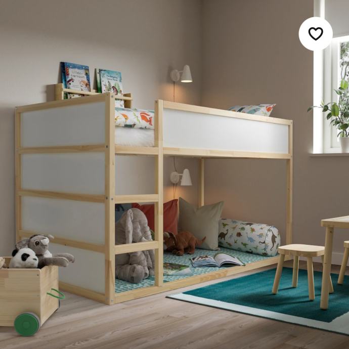 Postelja ikea