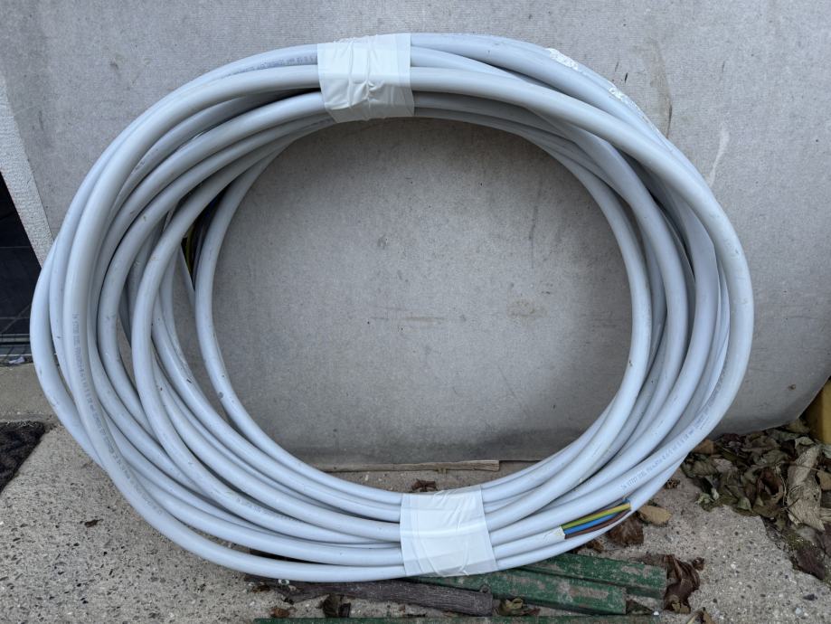 5 žilni električni kabel 10mm2 cca 23m